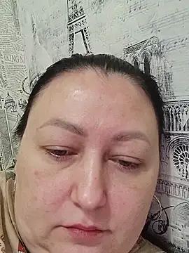 Rini333 online show from 01-12-26, 06:42