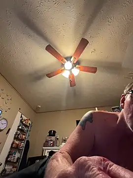 jck1m0t online show from 11-06-25, 01:09