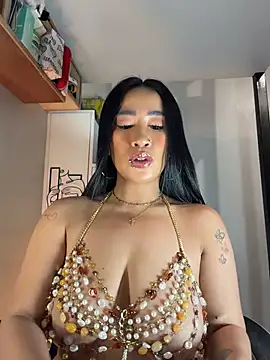 AsianMilfSheryl online show from 05-18-26, 06:29