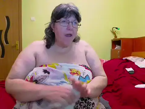 Snapshot of HugeTits chatting on 01-25-25, 02:15 HugeTits online show from 01-25-25, 02:15