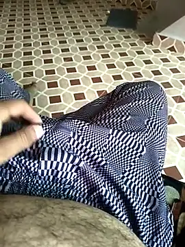 Snapshot of deshimund chatting on 11-16-25, 02:05 deshimund online show from 11-16-25, 02:05