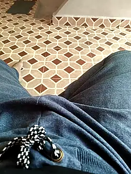 Snapshot of deshimund chatting on 11-08-25, 03:43 deshimund online show from 11-08-25, 03:43