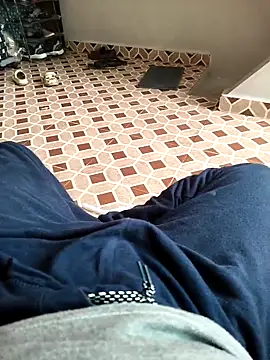 Snapshot of deshimund chatting on 10-28-25, 04:57 deshimund online show from 10-28-25, 04:57