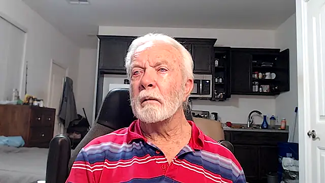 Snapshot of rockpoint69 chatting on 09-23-25, 06:42 rockpoint69 online show from 09-23-25, 06:42