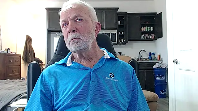 Snapshot of rockpoint69 chatting on 01-14-26, 07:39 rockpoint69 online show from 01-14-26, 07:39