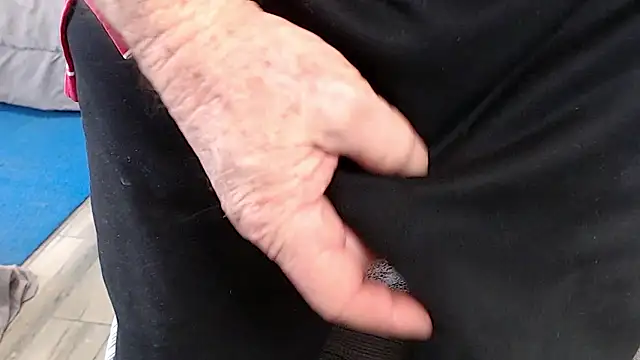 rockpoint69 online show from 04-11-26, 01:37