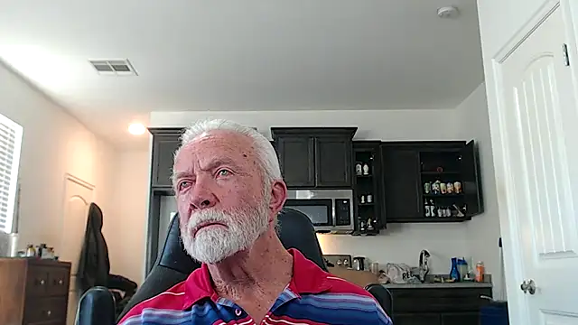 Snapshot of rockpoint69 chatting on 02-15-26, 11:03 rockpoint69 online show from 02-15-26, 11:03