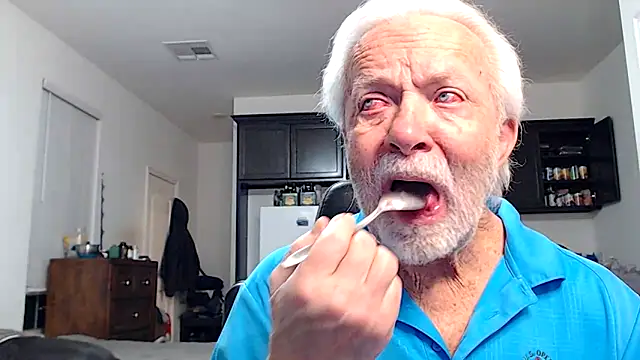 Snapshot of rockpoint69 chatting on 12-14-25, 09:26 rockpoint69 online show from 12-14-25, 09:26