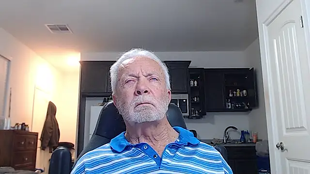 Snapshot of rockpoint69 chatting on 02-27-26, 11:32 rockpoint69 online show from 02-27-26, 11:32