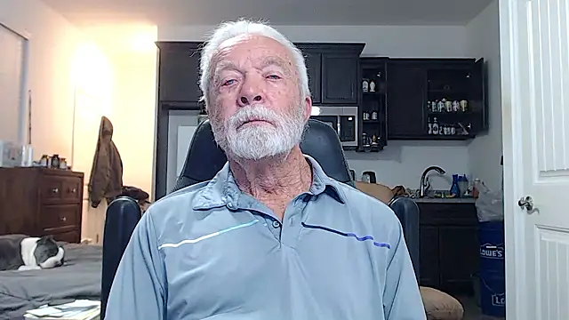 Snapshot of rockpoint69 chatting on 02-20-26, 12:51 rockpoint69 online show from 02-20-26, 12:51