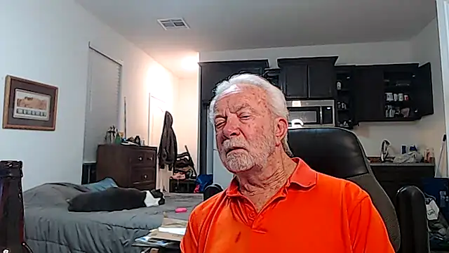 Snapshot of rockpoint69 chatting on 10-25-25, 01:16 rockpoint69 online show from 10-25-25, 01:16