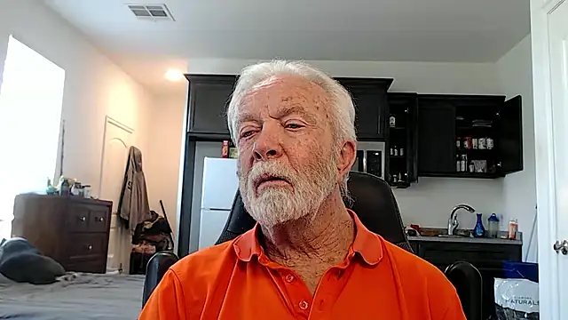 Snapshot of rockpoint69 chatting on 09-20-25, 02:44 rockpoint69 online show from 09-20-25, 02:44