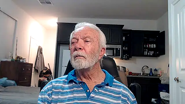 Snapshot of rockpoint69 chatting on 09-21-25, 09:47 rockpoint69 online show from 09-21-25, 09:47