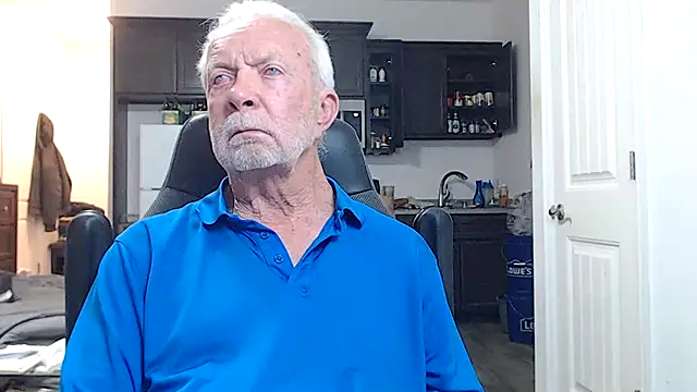 Snapshot of rockpoint69 chatting on 02-22-26, 01:52 rockpoint69 online show from 02-22-26, 01:52