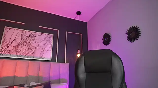 Samantha Brooke online show from 11-25-25, 02:28