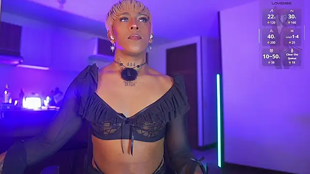 AmberRaus online show from 11-14-25, 03:21