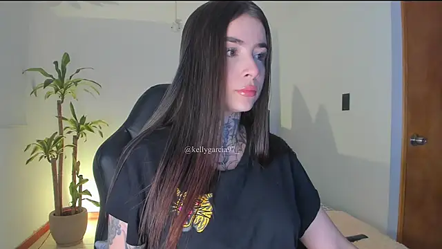 Ally Snow online show from 09-21-25, 10:42