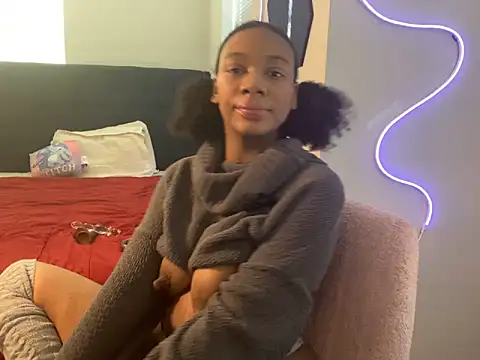 EatSweetMolly online show from 03-02-25, 12:47