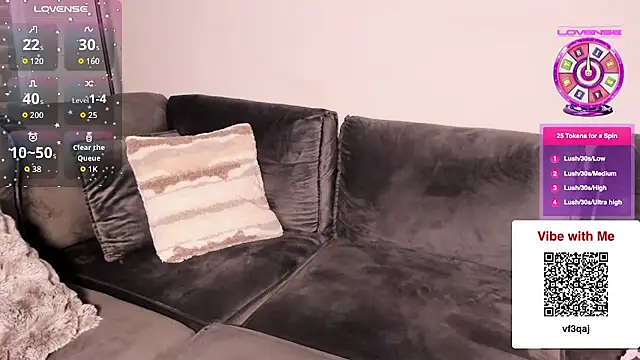 Snapshot of EatSweetMolly chatting on 03-15-26, 05:25 EatSweetMolly online show from 03-15-26, 05:25