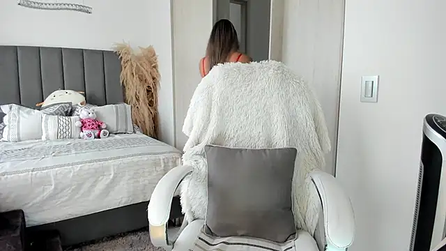 NatalieClark online show from 04-17-26, 04:21