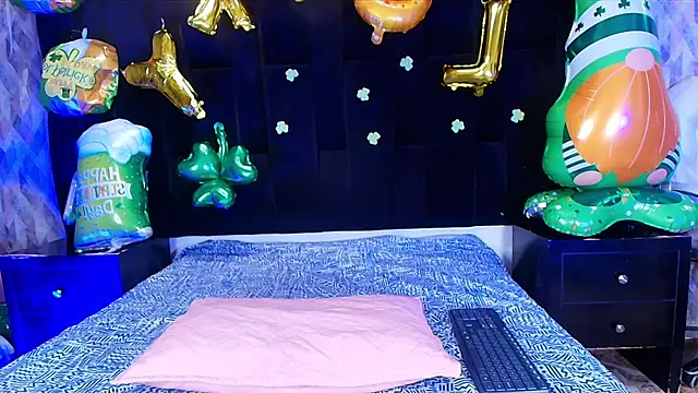 Snapshot of shelsyloreds chatting on 03-18-25, 11:55 shelsyloreds online show from 03-18-25, 11:55