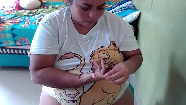 yulieth bbw online show from 09-17-25, 08:00