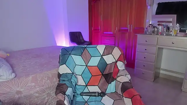 emma rules99 online show from 09-17-25, 05:37