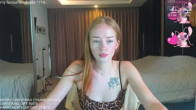 Hot Mia  online show from 12-17-25, 06:18