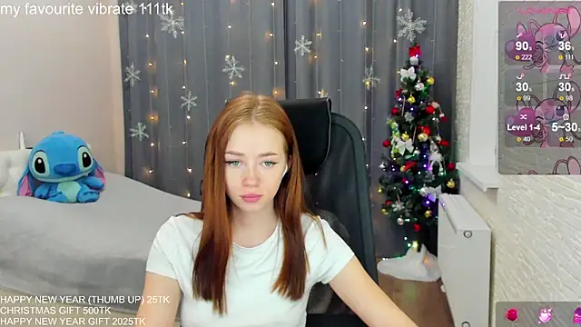 Snapshot of Hot_Mia_ chatting on 01-16-25, 05:55 Hot Mia online show from 01-16-25, 05:55