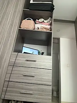 Snapshot of lau_ass_goddess chatting on 06-21-26, 04:24 lau ass goddess online show from 06-21-26, 04:24