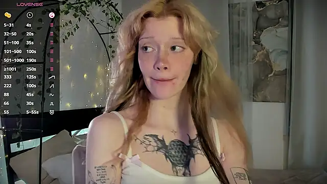 Snapshot of boobsybootie chatting on 06-08-26, 01:50 boobsybootie online show from 06-08-26, 01:50