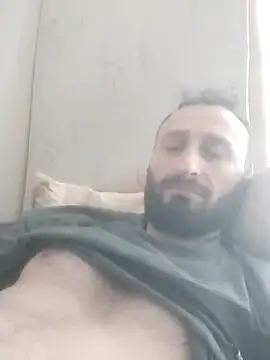 Snapshot of Yaramaz331 chatting on 03-19-25, 10:33 Yaramaz331 online show from 03-19-25, 10:33