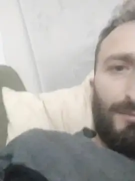 Snapshot of Yaramaz331 chatting on 03-20-25, 04:42 Yaramaz331 online show from 03-20-25, 04:42