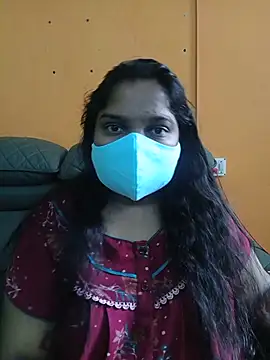 Snapshot of lovely-latha chatting on 07-01-26, 04:46 lovely-latha online show from 07-01-26, 04:46