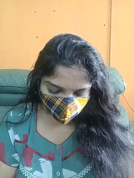 Snapshot of lovely-latha chatting on 06-14-26, 04:03 lovely-latha online show from 06-14-26, 04:03
