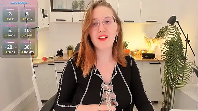 Charmy Gracy online show from 04-08-26, 11:33