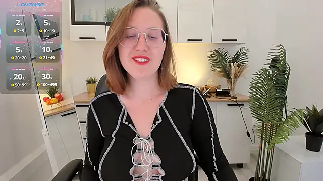 Charmy Gracy online show from 04-24-26, 11:01