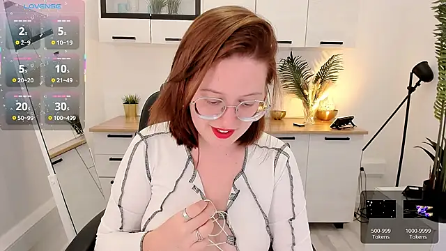 Charmy Gracy online show from 05-15-26, 12:25
