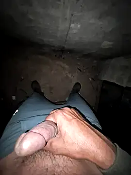 breejs online show from 12-18-25, 02:54