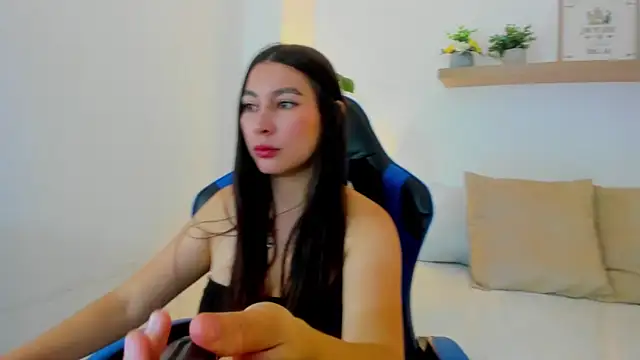 bella 99  online show from 06-19-26, 12:00