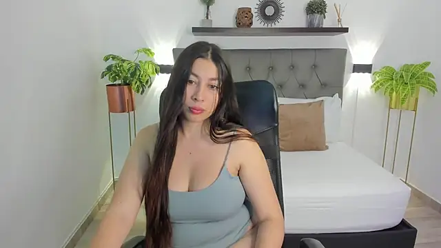 bella 99  online show from 02-19-26, 12:02