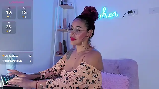 andrea lopezz  online show from 03-07-25, 01:42