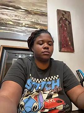 Snapshot of HEARTBREAKBRE chatting on 05-29-26, 03:23 HEARTBREAKBRE online show from 05-29-26, 03:23
