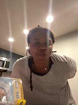 HEARTBREAKBRE online show from 04-01-26, 02:24