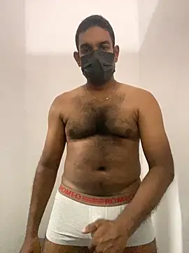 Snapshot of MALEHYPER chatting on 09-23-25, 01:51 MALEHYPER online show from 09-23-25, 01:51