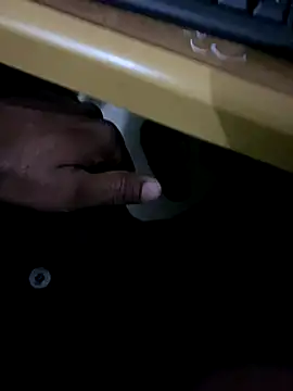 Snapshot of MALEHYPER chatting on 09-15-25, 05:46 MALEHYPER online show from 09-15-25, 05:46