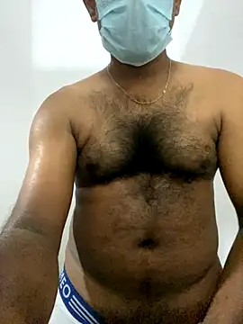 Snapshot of MALEHYPER chatting on 09-20-25, 04:39 MALEHYPER online show from 09-20-25, 04:39