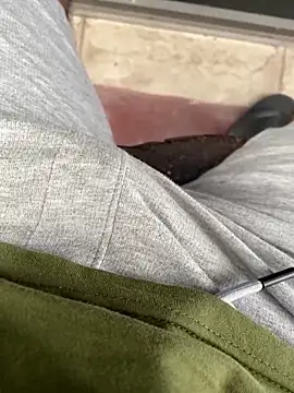 Snapshot of MALEHYPER chatting on 02-22-25, 07:23 MALEHYPER online show from 02-22-25, 07:23