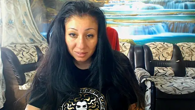 MoistMady online show from 05-29-26, 05:46