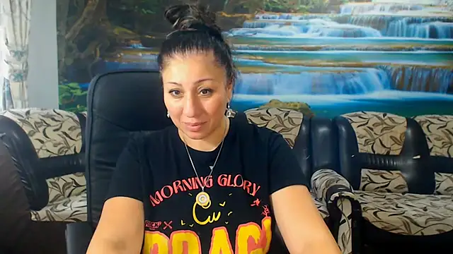MoistMady online show from 10-08-25, 06:59